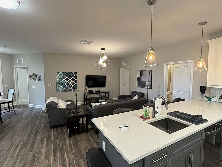 Residences at The Promenade — Photo 135