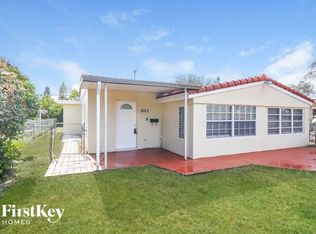 1682 NE 176th St, North Miami Beach, FL 33162
