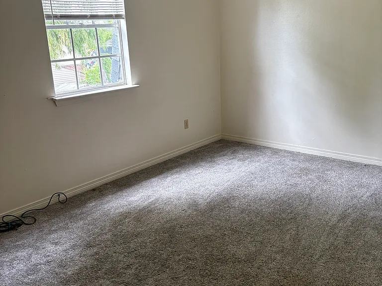 3017 Illinois Ave — Photo 6