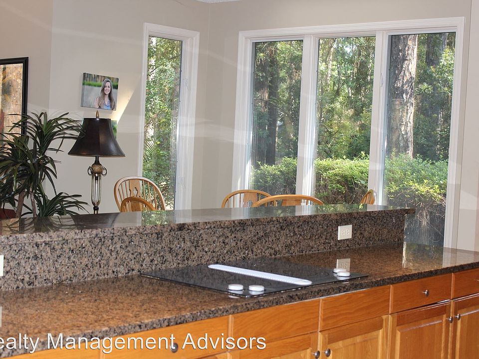1st image of 40 Headlands Dr
