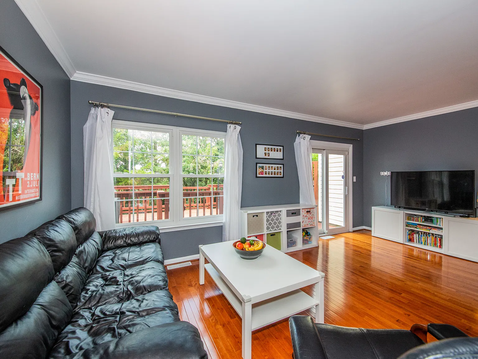 3 bed, 1686 sqft, $3,300 — Photo 2