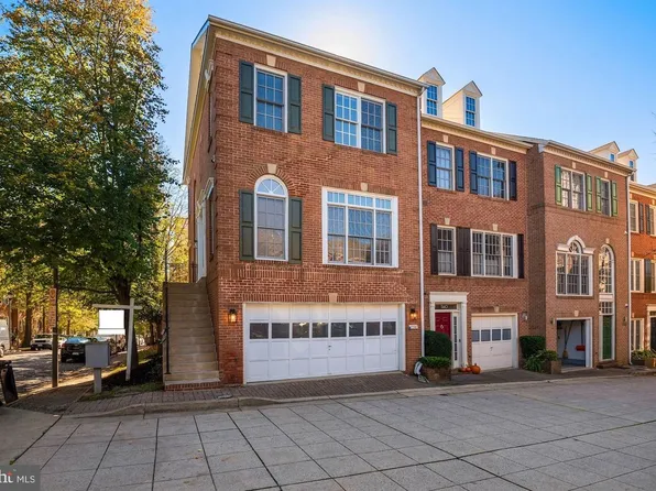 1138 N Vernon St, Arlington, VA 22201