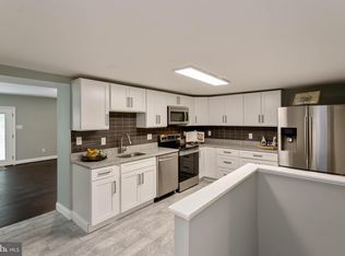 5876 Oakland Rd, Sykesville, MD 21784