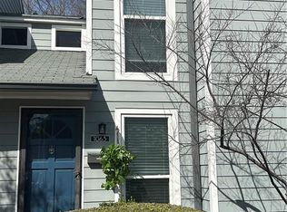 1063 Riverbend Club Dr SE, Atlanta, GA