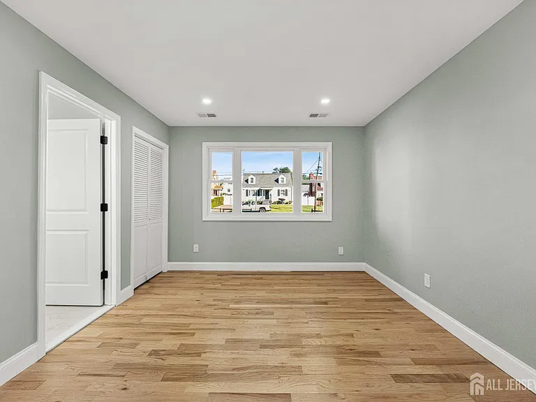 614 Remsen Ave #1 — Photo 20