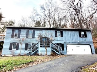 721 Old Lane Rd, Vestal, NY 13850