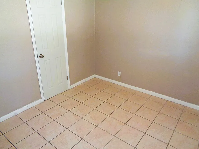 8724 Polaris St — Photo 19