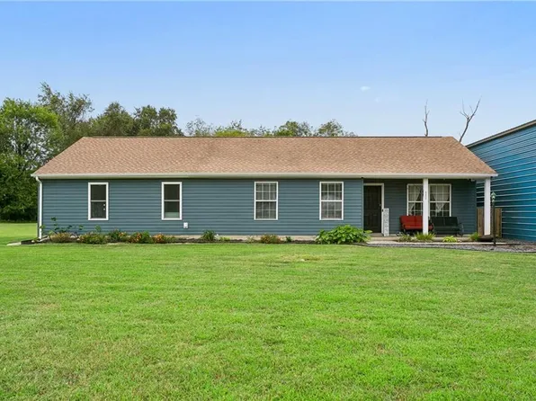 6824 Michael Ln, Hayes, VA 23072