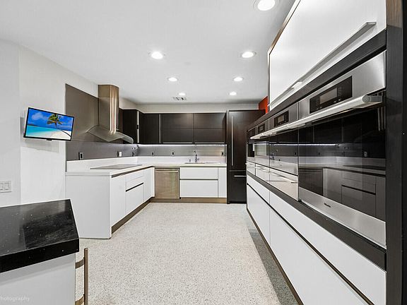 2nd image of 1343 Ponce De Leon Drive