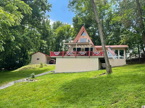 186 N Lakeshore Dr, Cadiz, KY 42211