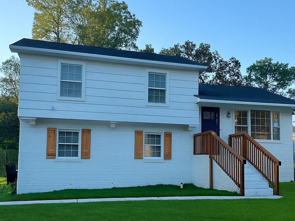 1st image of 3428 Plaza Ln
