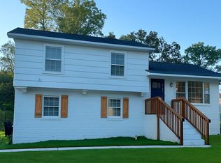 3428 Plaza Ln, North Charleston, SC 29420