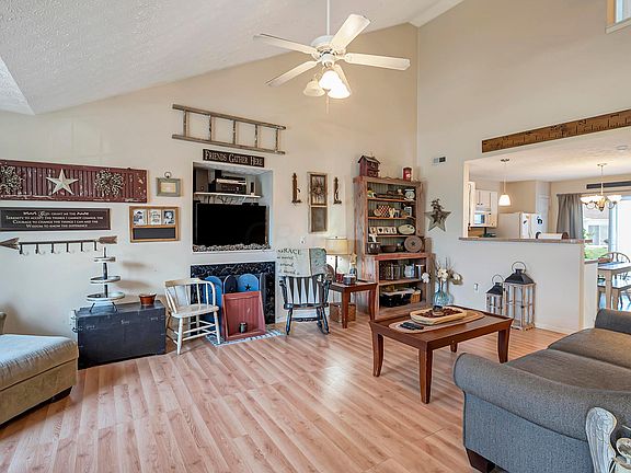 5th image of 2234 Glasgow Ln