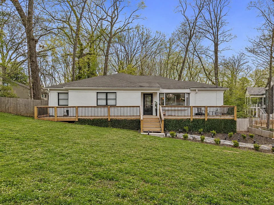 1744 N Druid Hills Rd NE