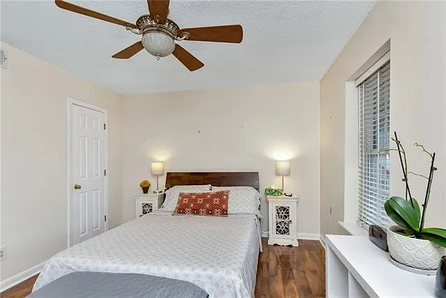 818 Moss St #101 — Photo 6