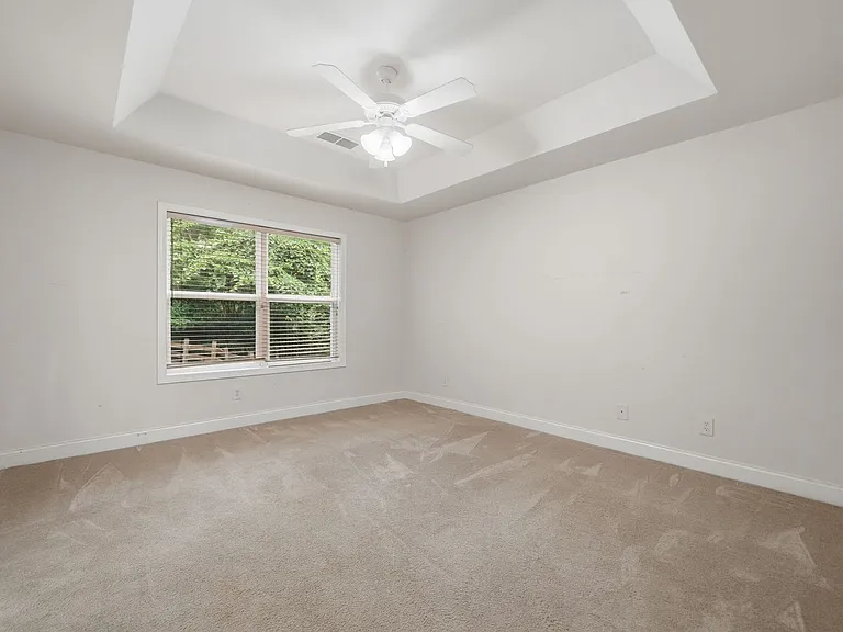166 Cove Hl — Photo 32