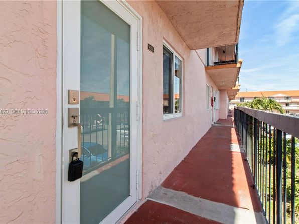 2162 W 60th St APT 14203