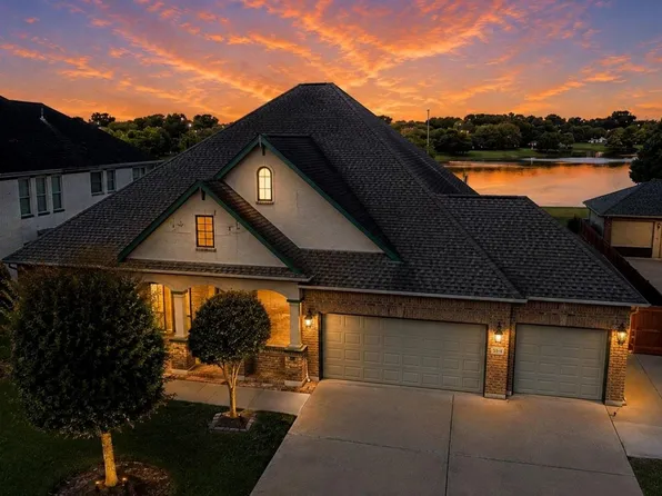 8218 Silent River Dr, Richmond, TX 77406