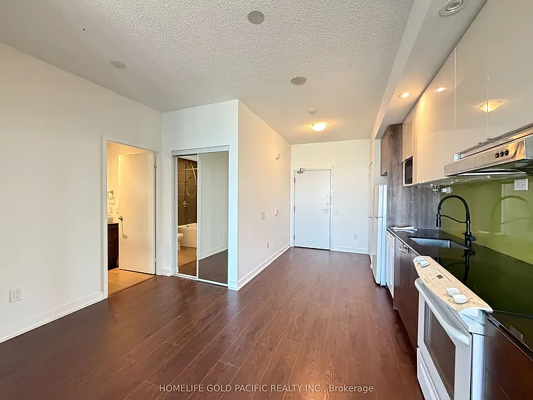 121 McMahon Dr #2207 — Photo 8