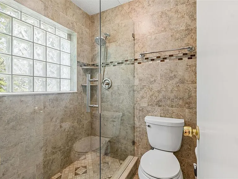 15109 Springview St — Photo 16