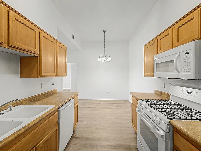 8805 Jeffreys St #2026 — Photo 11