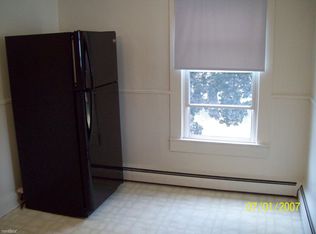 69 Maple St APT 4, Ellington, CT 06029