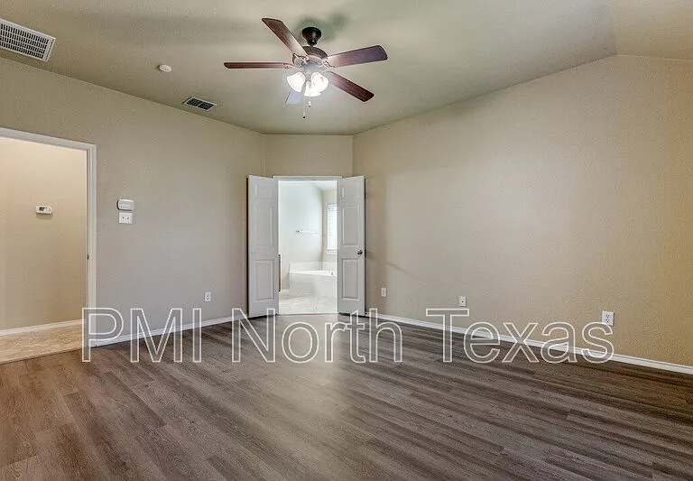720 Meandering Trl — Photo 6