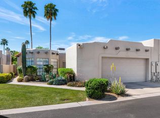 4005 E ROUND HILL Drive, Phoenix, AZ 85028