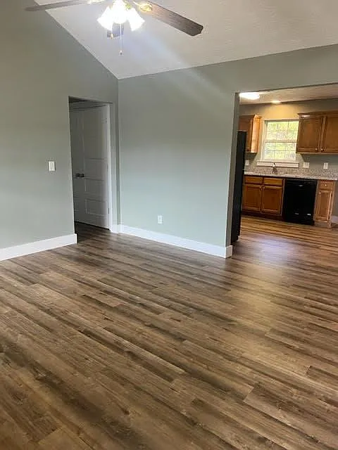 30 Runners Ln — Photo 3