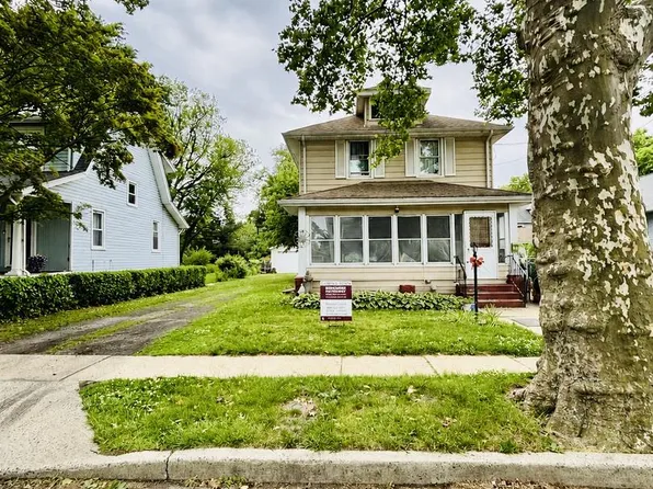 612 Lippincott Ave, Riverton, NJ 08077