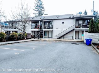8102 SE Lambert St APT 1, Portland, OR 97206
