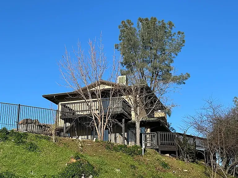 11028 Wingfield Ln — Photo 3
