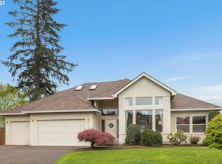 12276 SE One Rosa Dr, Happy Valley, OR 97086