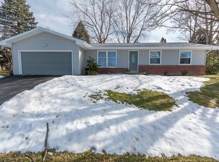 220 Swarthmore Dr, Lititz, PA 17543