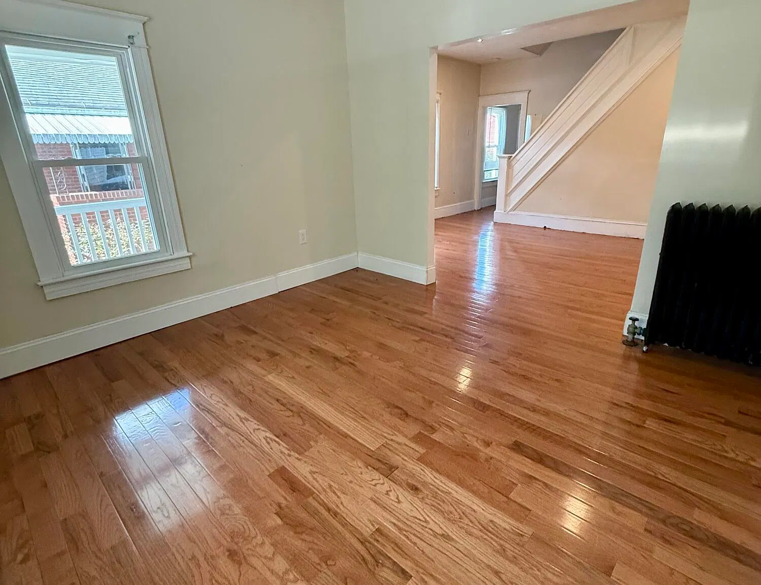 3 bed, 1.0 bath, 1542 sqft, $1,750 — Photo 4