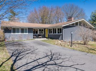 1 Richmond Rd, Poughkeepsie, NY 12603