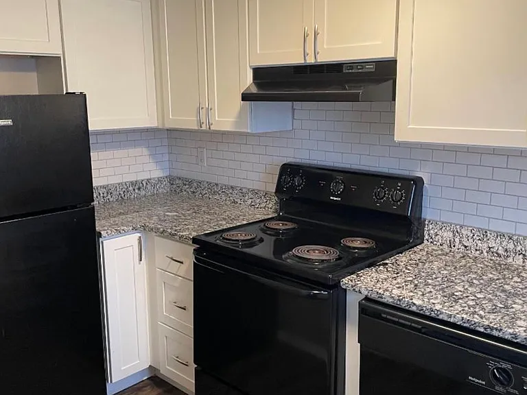 530 Orangeburg Rd #13 — Photo 5