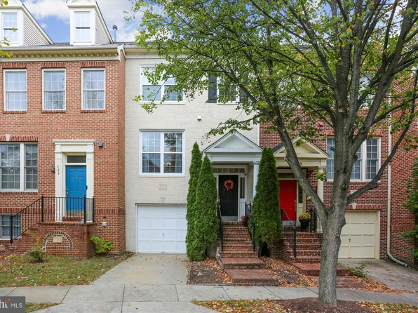 721 Rolling Fields Way, Rockville, MD 20850