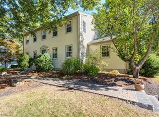 16 Colt Rd, Franklin, MA 02038