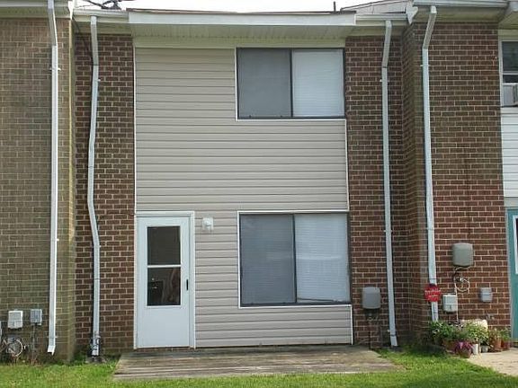 2nd image of 5650 Darby Close