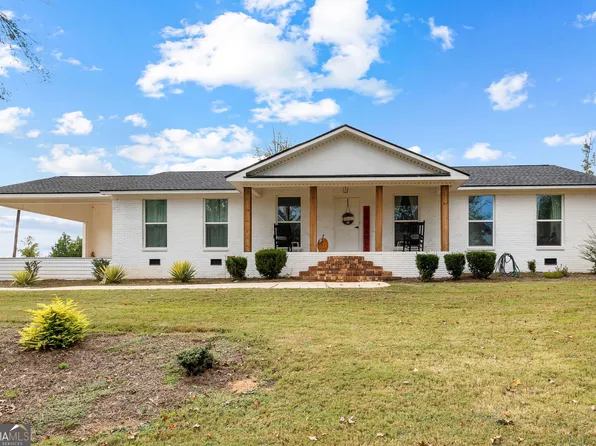 441 Newnan St, Franklin, GA 30217