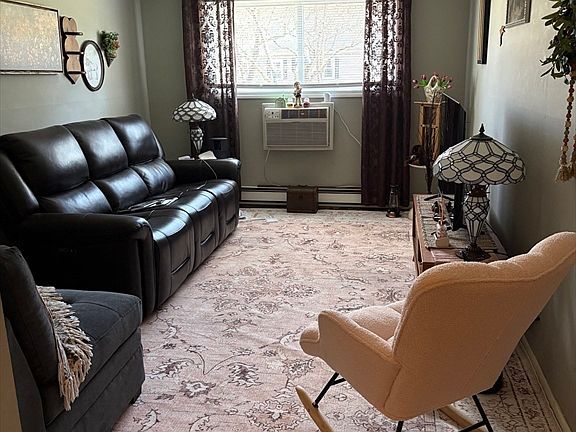 5th image of 5 Turnpike Rd APT 116