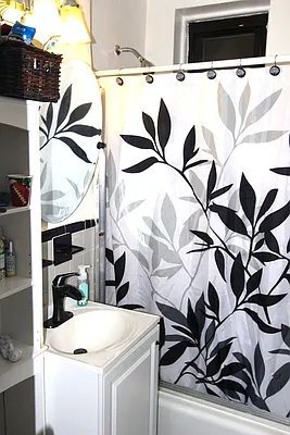 Sold by Superior Realty Service | media 33