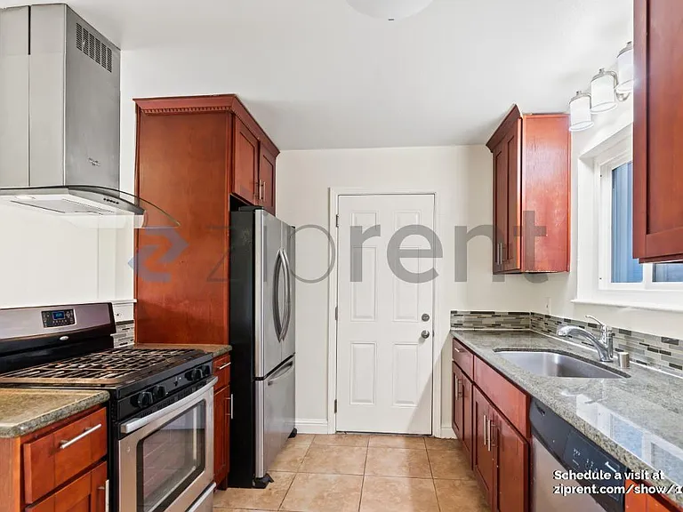 3078 Deseret Dr — Photo 9