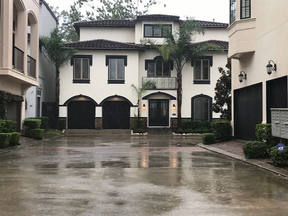 Exterior, great curb appeal