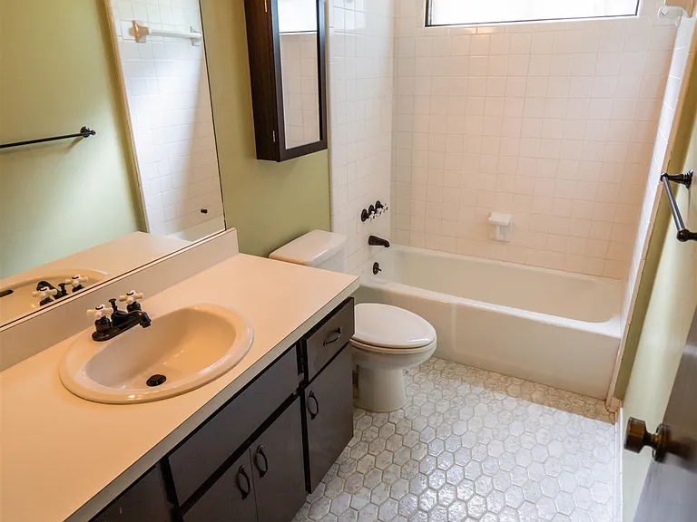 3322 Robinhood Rd — Photo 23