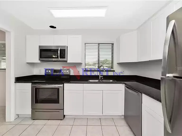 315 San Miguel St — Photo 7