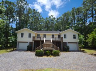 865 Mimosa Tree Dr, Mc Clellanville, SC 29458