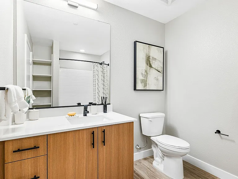 218-web-or-mls-775-n-6th-st