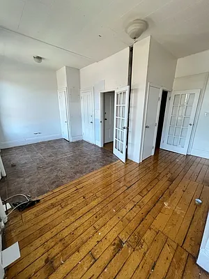 Rented by Francis Castoria LREB | media 5